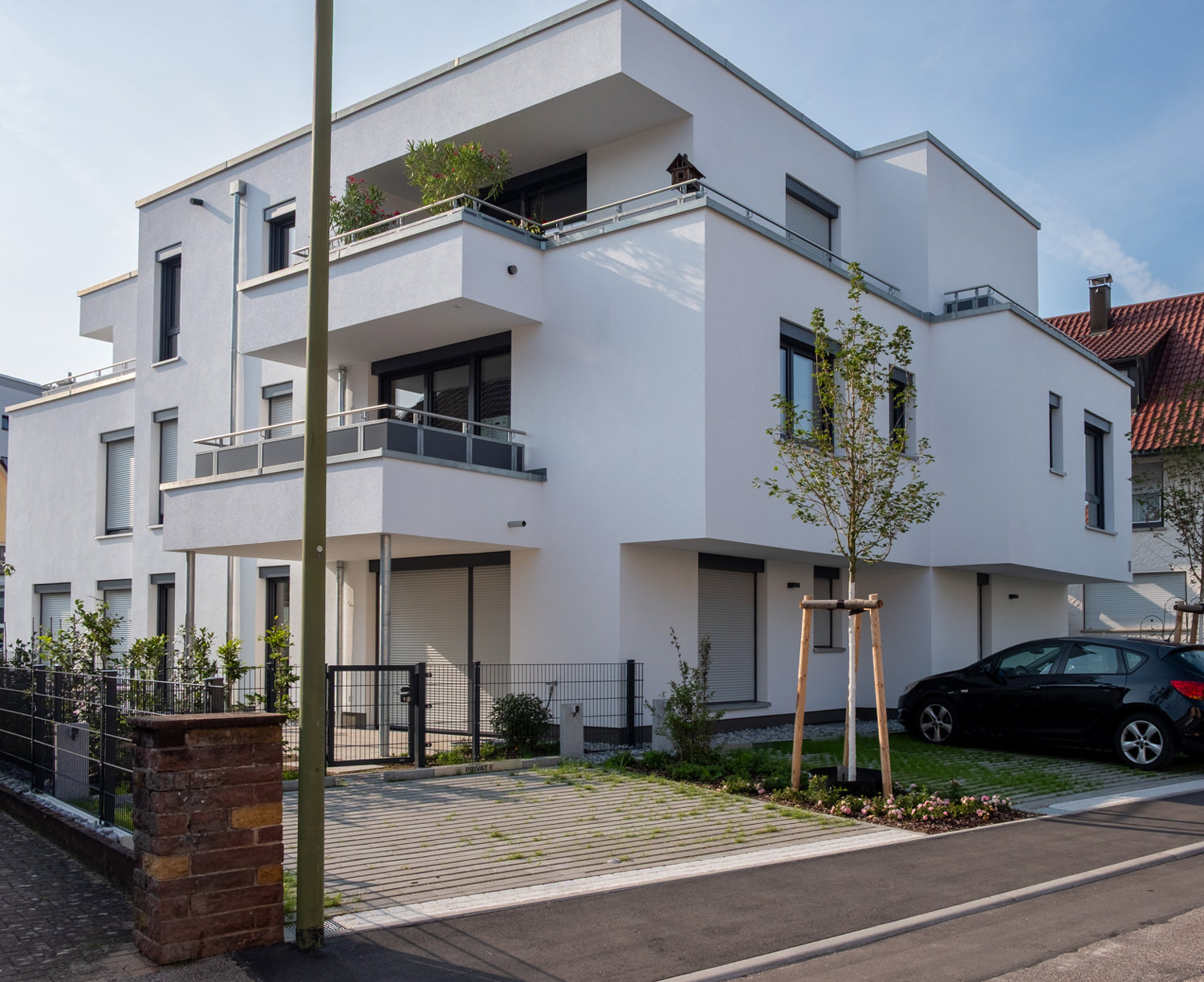 Wohnbau-Hausser-Mehrfamilienhaus-Referenz-Leonberg-Tulpenstr_00