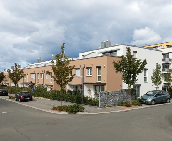 Seit über 25 Jahren ist die Wohnbau Haußer GmbH Ihr kompetenter und zuverlässiger Partner, wenn es um Wohneigentum geht. LEO_ES12-36_01_585x478px